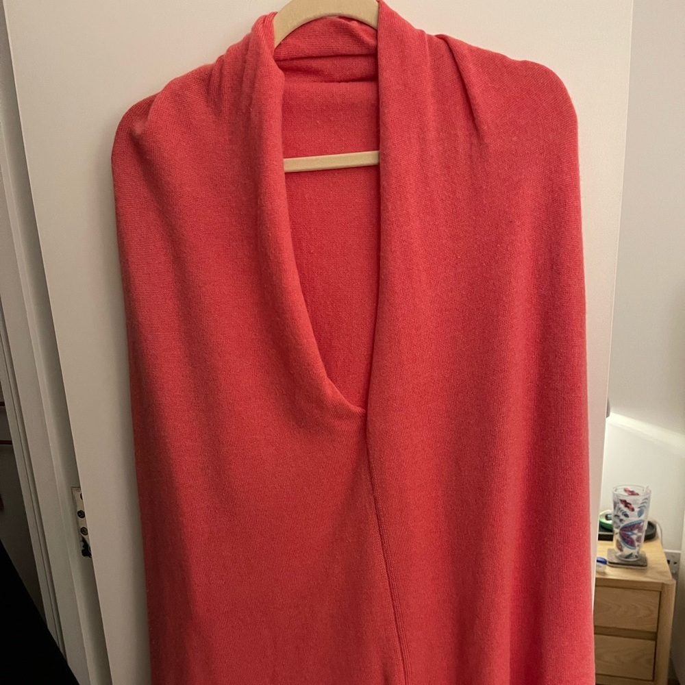 Cashmere poncho
